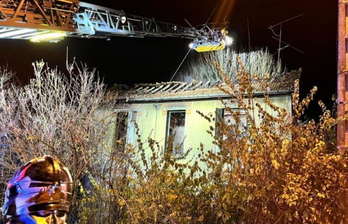 Una donna muore in un incendio in una casa a Saint-Parres-aux-Tertres