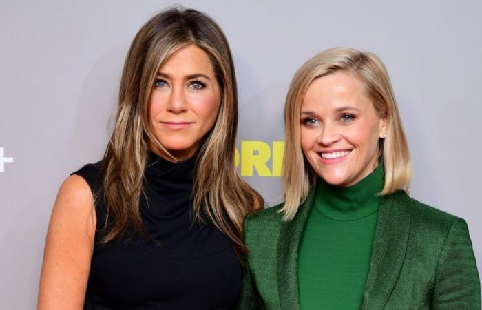 Reese Witherspoon afferma che Jennifer Aniston è la sua “migliore amica” di lavoro poiché i fan li chiamano “il miglior duo di sempre”