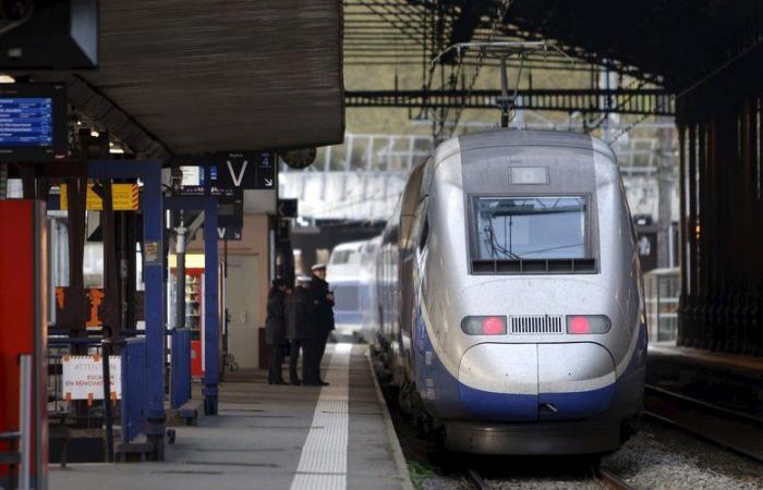 “Nessuno è venuto”: un treno Hendaye-Parigi vittima di un incidente elettrico, i passeggeri arrivano a Bordeaux nove ore dopo la partenza