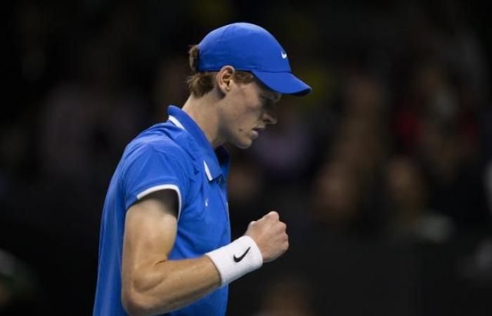 Jannik Sinner mette KO Alex De Minaur e manda l'Italia alla finale di Coppa Davis