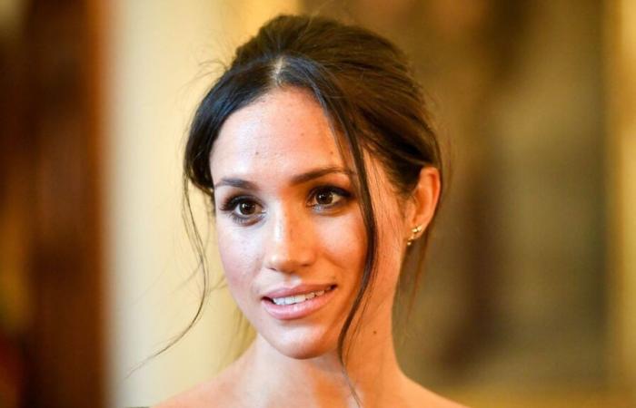 Meghan Markle abbandonata da tutte le parti? Anche questo famoso personaggio prese le distanze da lei