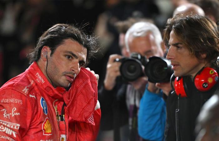 “Non abbiamo eseguito” – Sainz, classificato P3, spiega il bizzarro incidente della Ferrari nella pit lane a Las Vegas