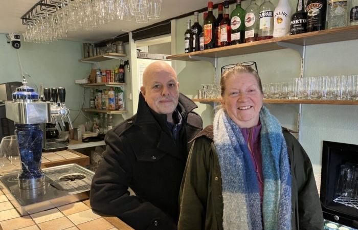 A Orne, questa coppia inglese riapre l'unico bar-ristorante di un famoso villaggio