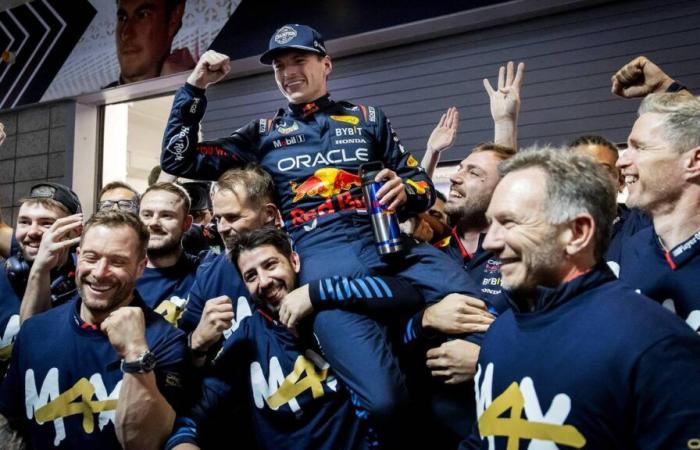 Con il quarto titolo mondiale di F1, Max Verstappen si unisce a Sebastian Vettel e Alain Prost