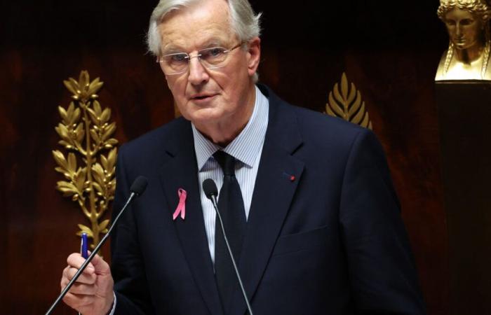 Caduta di popolarità per Barnier e il suo governo, Macron ristagna sul fondo