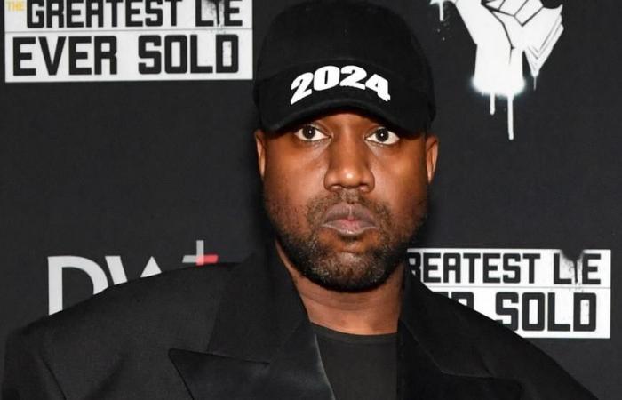 Kanye West denunciato dalla modella che lo accusa di averla strangolata