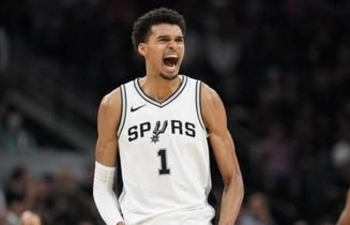 il fragoroso ritorno di Victor Wembanyama con gli Spurs in NBA (video)