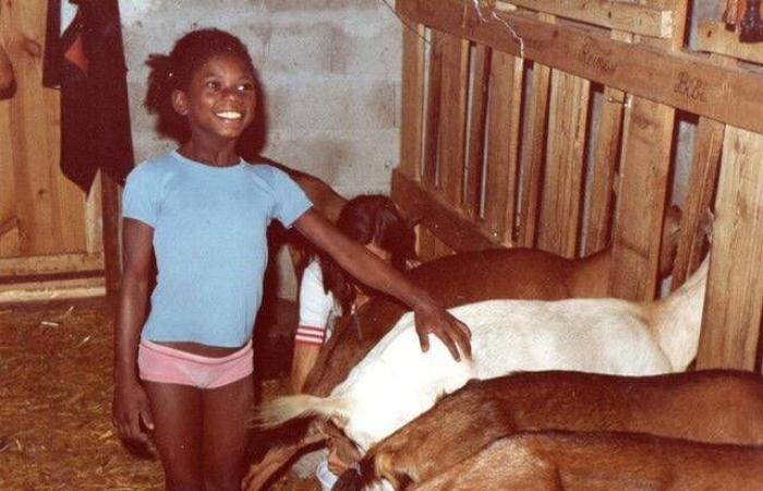 Ovile in rovina, mungitura delle capre, scuola a casa… L'incredibile infanzia di Surya Bonaly in questo villaggio della Riviera prima di diventare un'icona dello sport