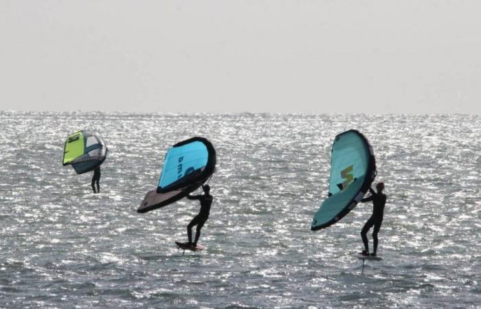 Tempesta Bert. Un praticante di wingfoil in difficoltà salvato nel Canale della Manica