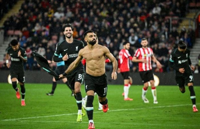 Salah manda il Liverpool a otto punti di vantaggio dopo lo spavento del Southampton