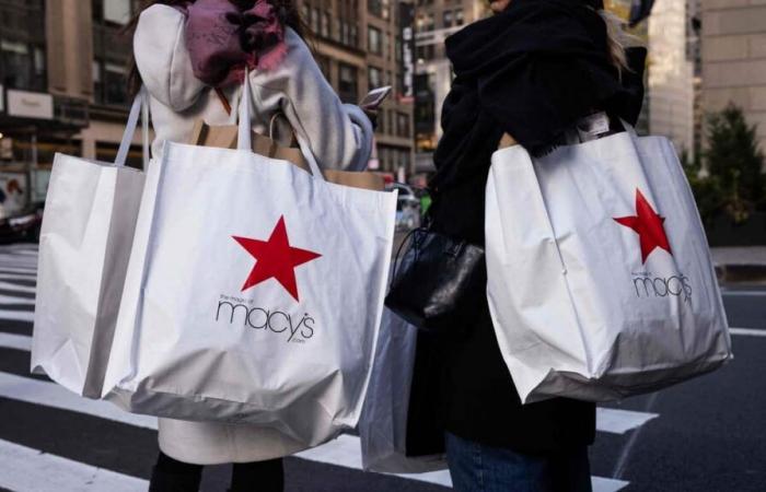 Un dipendente di Macy nasconde più di 215 milioni di dollari in spese