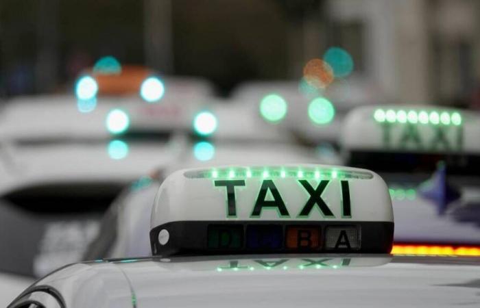 Una ventina di taxi dal Morbihan e dal Finistère a Parigi