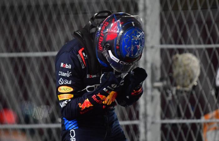 “Avrei vinto prima con una McLaren! » – Max Verstappen mette a tacere le critiche dopo il suo quarto titolo di F1.