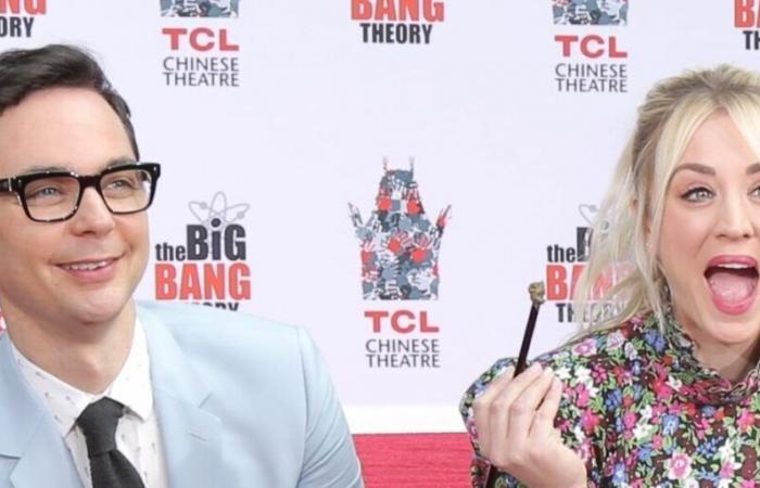 5 anni dopo la fine di The Big Bang Theory, Kaley Cuoco e Jim Parsons finalmente si riuniscono (FOTO)