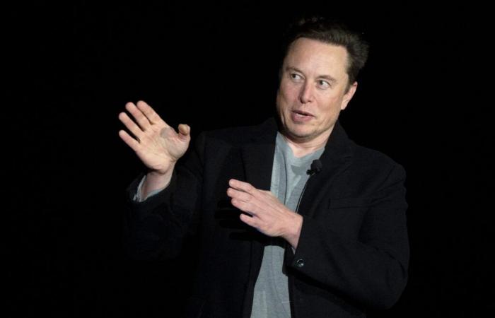 Elon Musk diventa l’uomo più ricco della storia con 348 miliardi di dollari