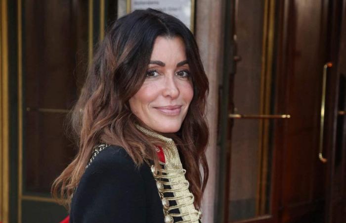 Jenifer: attivata la modalità di navigazione in incognito per acquistare il proprio album in un grande magazzino