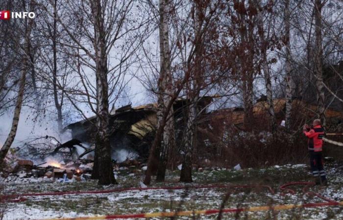 Lituania: aereo cargo DHL precipita vicino a Vilnius, un morto e tre sopravvissuti