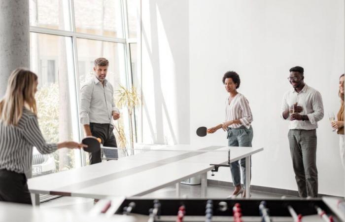 Incontra il tuo futuro datore di lavoro attorno a un… tavolo da ping-pong!