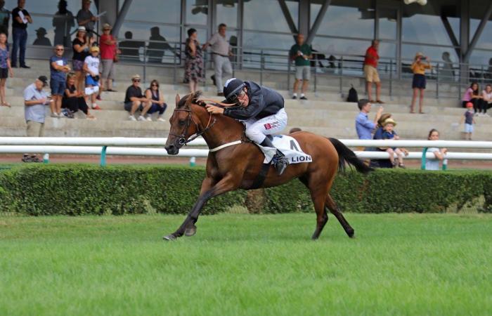 Sette anni dopo aver vinto la sua prima corsa pony ad Angers, Valentin Le Clerc rompe il ghiaccio come apprendista sullo stesso ippodromo!