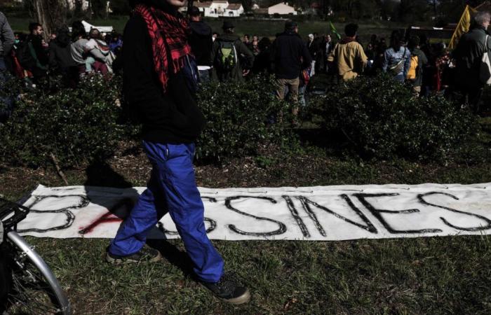 Un collettivo antibacino rivendica l’incendio in un’impresa edile