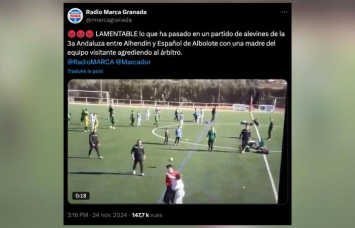 la madre di un giocatore dell'Under 12 entra in campo per schiaffeggiare un arbitro in Spagna