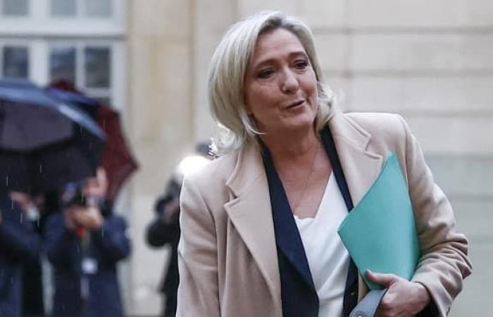 Marine Le Pen ricorda a Michel Barnier “le linee rosse della RN” e lo minaccia di censura