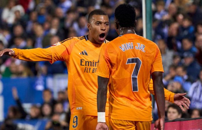 Carlo Ancelotti spiega il cambio di posizione di Kylian Mbappe con Vinicius Junior nella facile vittoria del Real Madrid