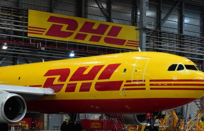 Aereo cargo DHL precipita vicino all’aeroporto di Vilnius, almeno un morto