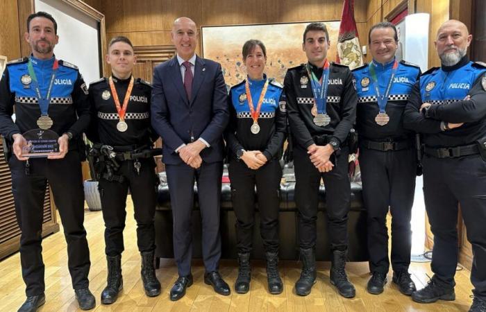 La Polizia Locale di León fa il bagno di medaglie sulla bicicletta