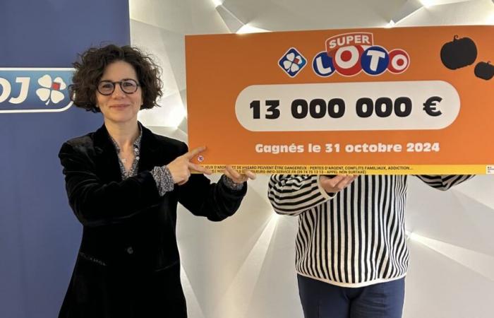 una pensionata trova “ridicoli” i numeri sulla sua griglia flash e vince 13 milioni di euro