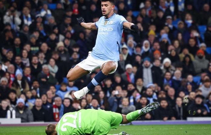 Il Feyenoord mette a segno una grande sorpresa in casa del top club Manchester City: da 3-0 a 3-3