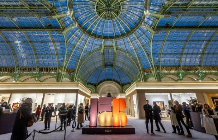 Alla fiera FAB Paris, antiquariato e reperti