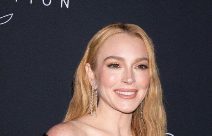 Lindsay Lohan ha speso fino a 300.000 dollari in chirurgia plastica, sostiene un esperto mentre l'attrice sfoggia un viso giovanile