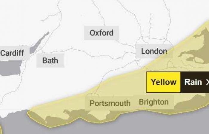 Il Met Office avverte che case e aziende potrebbero allagarsi poiché emette un avviso di pioggia gialla per New Forest e Christchurch