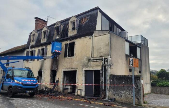 Incendio in un edificio a Orthez: un inquilino implicato nelle indagini