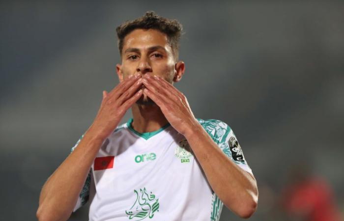 l’algerino Bouzok si rifiuterebbe di indossare la maglia con la cartina del Marocco!