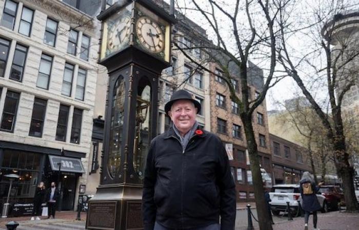 Il creatore dell’orologio a vapore di Gastown muore