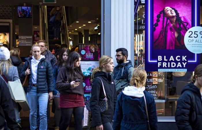 Black Friday: gli svizzeri sono i più spendaccioni: ecco cosa spenderanno