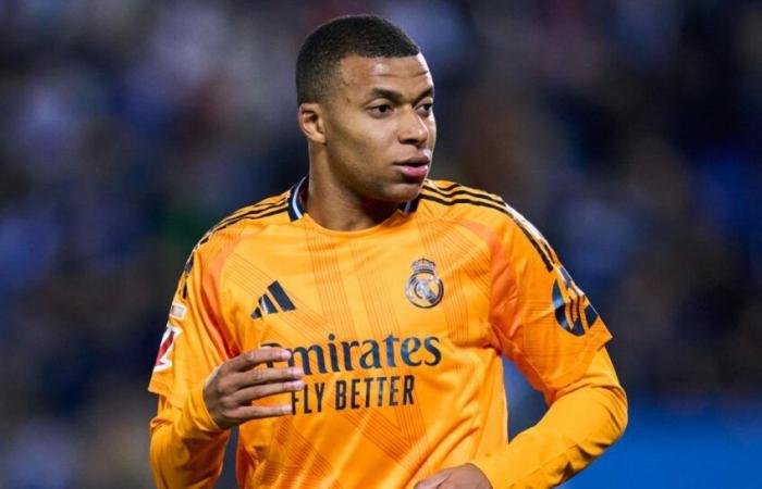 Real Madrid: parole dolci da Slot a Mbappé