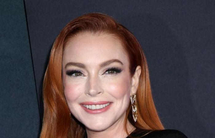 Lindsay Lohan ha speso fino a 300.000 dollari in chirurgia plastica, sostiene un esperto mentre l'attrice sfoggia un viso giovanile