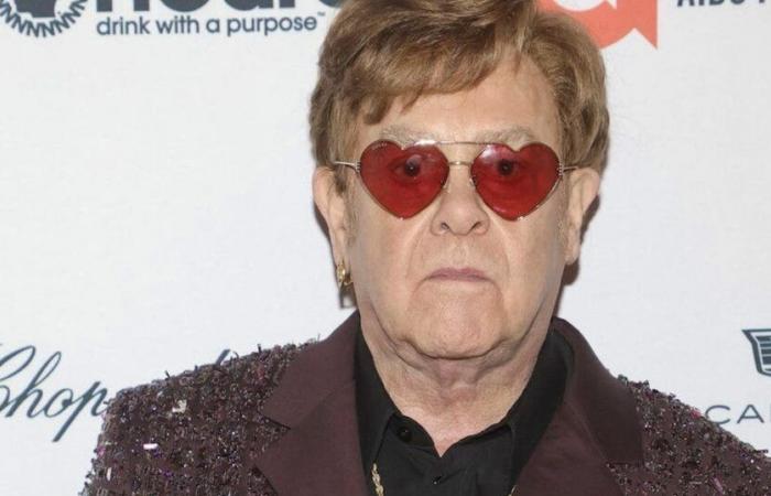 Elton John: “Purtroppo ho perso la vista dall’occhio destro”