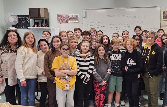 “Voyage, Voyage”, il coro del collegio Louis-Denayrouze di Espalion davanti alla telecamera per il suo videoclip