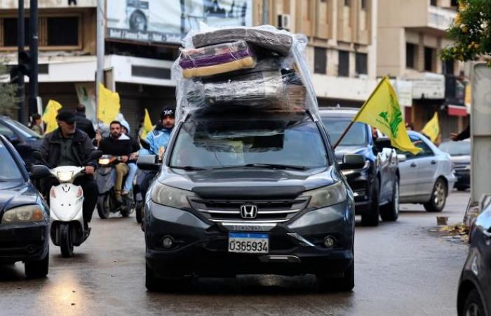 Migliaia di libanesi sulla strada del ritorno, dopo il cessate il fuoco tra Israele e Hezbollah (Foto)