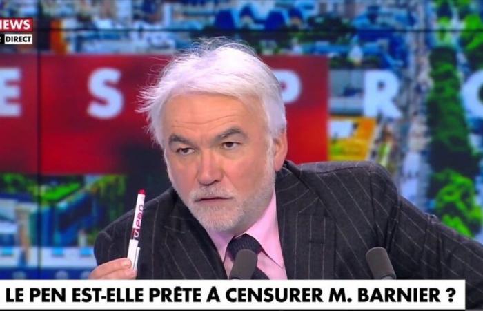 “Passa il tempo al bar…”: un ex primo ministro nel mirino di Pascal Praud