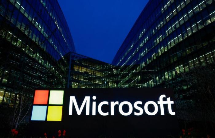 Microsoft nega di addestrare modelli di intelligenza artificiale dai dati degli utenti