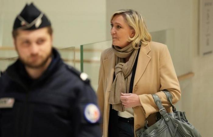 la difesa di Marine Le Pen si pronuncia contro la “eliminazione politica”; la sentenza pronunciata il 31 marzo