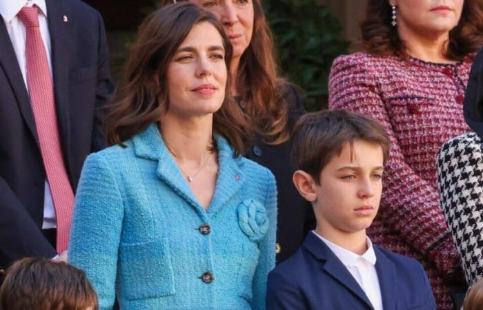 Charlotte Casiraghi: I suoi 2 figli sono molto uniti, lo dimostra una scena passata inosservata durante una giornata molto controllata!