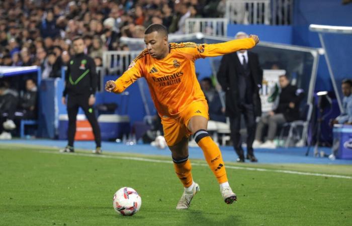 DIRETTO. Liverpool – Real Madrid: Mbappé non lontano dal costare caro alla sua squadra, segue la partita