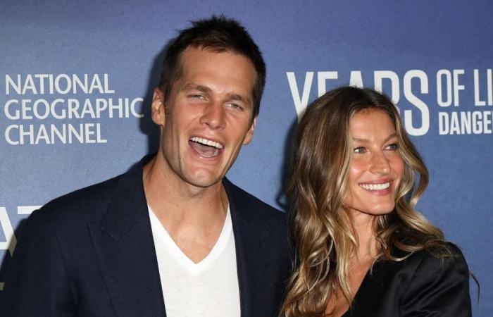 Tom Brady trascorrerà il Ringraziamento “lavorando” mentre l'ex moglie incinta porta i figli e il fidanzato in vacanza