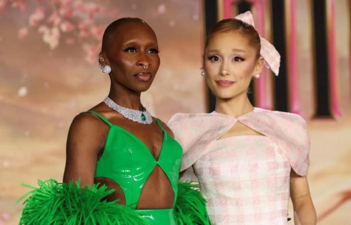 La Universal risponde alle voci sulla disparità salariale tra Ariana Grande e Cynthia Erivo